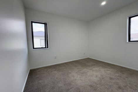 Photo of property in 466a Massey Road, Mangere East, Auckland, 2024