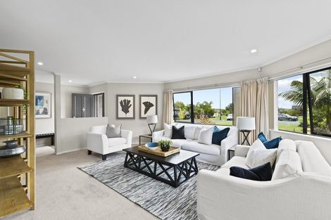 Photo of property in 60 Seamount Drive, Red Beach, 0932