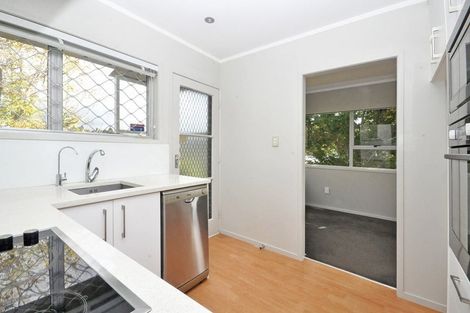 Photo of property in 1/93 Moore Street, Hillcrest, Auckland, 0627