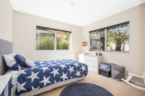 Photo of property in 22 Ships Cove, Whitby, Porirua, 5024