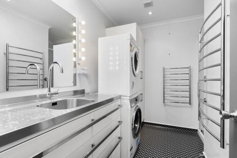 Photo of property in 69 Raukawa Street, Strathmore Park, Wellington, 6022