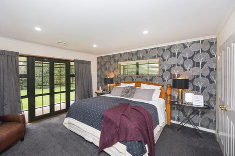Photo of property in 320 Aokautere Drive, Aokautere, Palmerston North, 4471