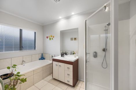 Photo of property in 9 Harrison Court, Clive, 4102