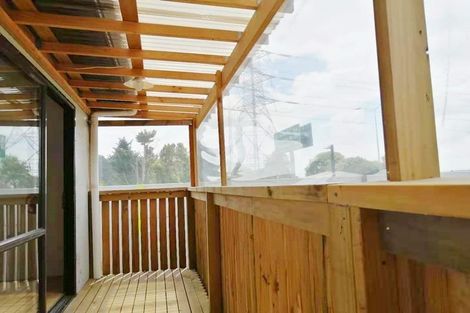 Photo of property in 252 Triangle Road, Massey, Auckland, 0614