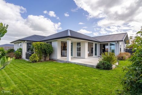 Photo of property in 28 Feist Street, Carterton, 5713