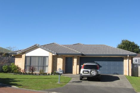 Photo of property in 15 Ashland Place, Weymouth, Auckland, 2103