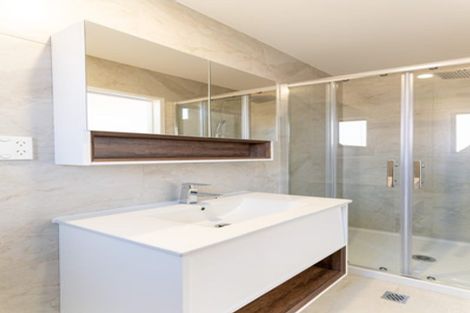 Photo of property in 12 Rangimarie Close, Opaheke, Papakura, 2113