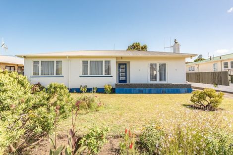 Photo of property in 118 Puriri Street, Gonville, Whanganui, 4501