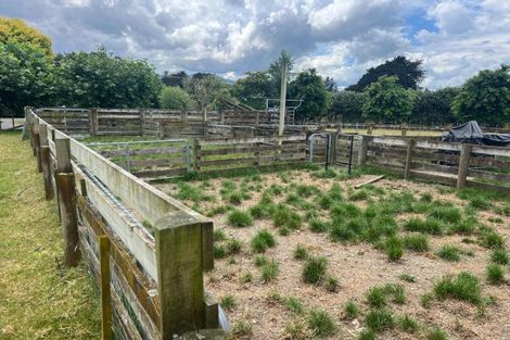 Photo of property in 183 Smith Road, Dannevirke, 4978