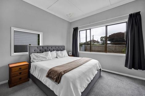 Photo of property in 9 Princes Street, Hawera, 4610