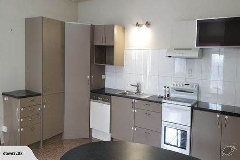 Photo of property in 52 Stokes Valley Road, Stokes Valley, Lower Hutt, 5019