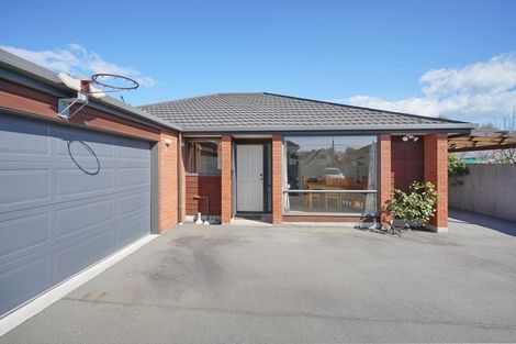 Photo of property in 2/82 Middleton Road, Upper Riccarton, Christchurch, 8041