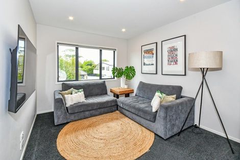 Photo of property in 9a Aurea Avenue, Pakuranga, Auckland, 2010