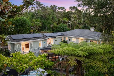 Photo of property in 319 Huia Road, Titirangi, Auckland, 0604