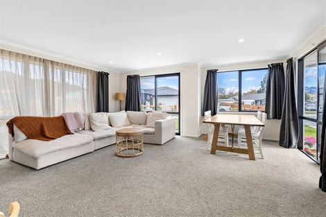 Photo of property in 12 Hebbard Court, Albert Town, Wanaka, 9305