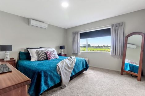 Photo of property in 61 Whatapaka Road, Karaka, Papakura, 2580