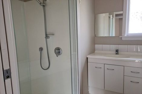 Photo of property in 35 Greendale Avenue, Avonhead, Christchurch, 8042