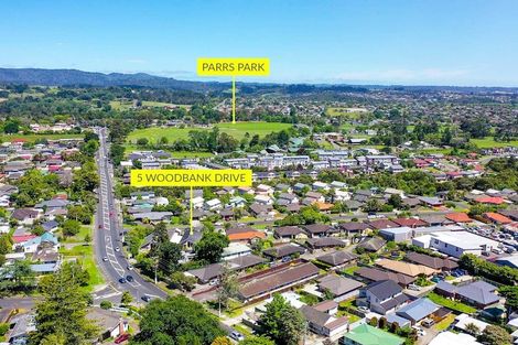 Photo of property in 5 Woodbank Drive, Glen Eden, Auckland, 0602