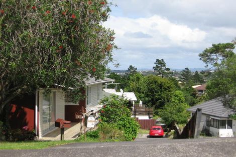 Photo of property in 1/5 Morton Avenue, Forrest Hill, Auckland, 0620