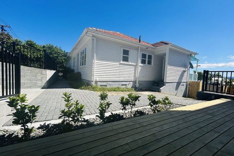 Photo of property in 18 Fulljames Avenue, Mount Roskill, Auckland, 1041