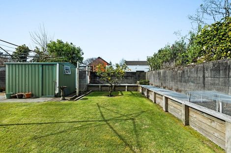 Photo of property in 7 Kamahi Place, Inglewood, 4330