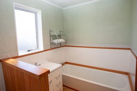 Photo of property in 83 Browne Street, Waitara, 4320