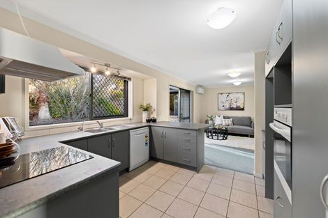 Photo of property in 26 Holford Place, Huntington, Hamilton, 3210