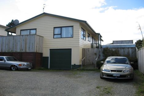 Photo of property in 8 Newburn Grove, Wainuiomata, Lower Hutt, 5014