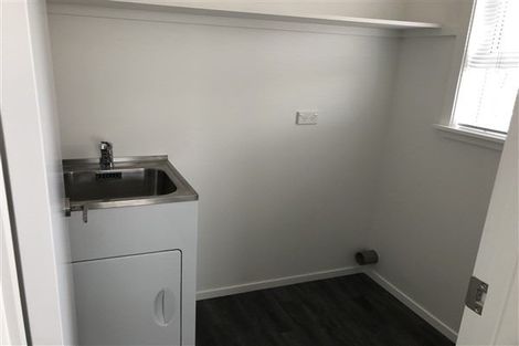 Photo of property in 35 Lombard Street, Palmerston North, 4410