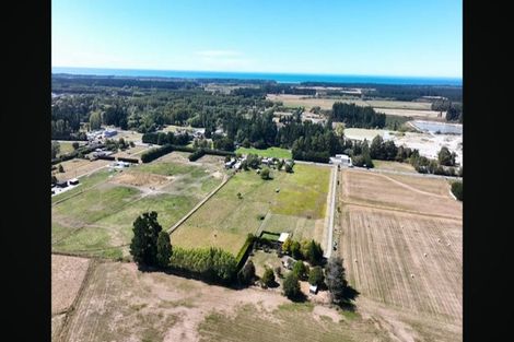 Photo of property in 835 Main Road North, Woodend, Kaiapoi, 7691