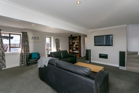 Photo of property in 11a Tobin Place, Richmond Heights, Taupo, 3330