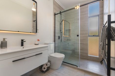 Photo of property in 83 Pinfold Road, Aokautere, Palmerston North, 4471