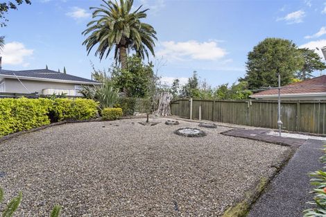 Photo of property in 2/27 Macleans Road, Bucklands Beach, Auckland, 2014