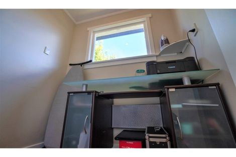 Photo of property in 242 Chelmsford Street, Waverley, Invercargill, 9810