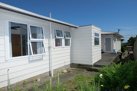 Photo of property in 46 Kaitawa Crescent, Paraparaumu, 5032