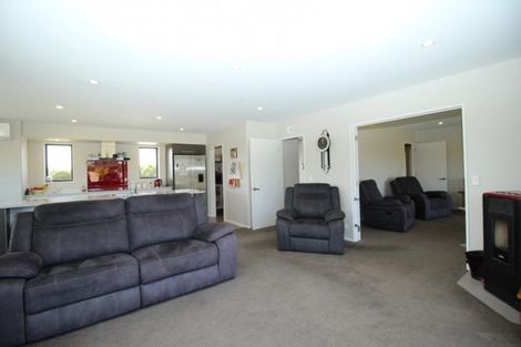 Photo of property in 2 Jacks Drive, West Melton, 7618