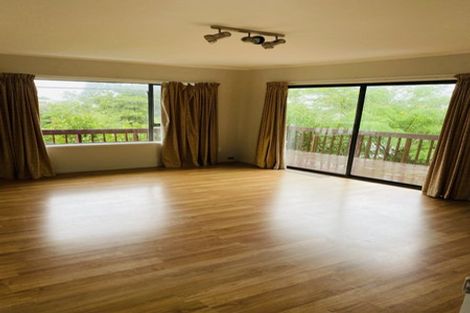 Photo of property in 2/94 Glamorgan Drive, Torbay, Auckland, 0630