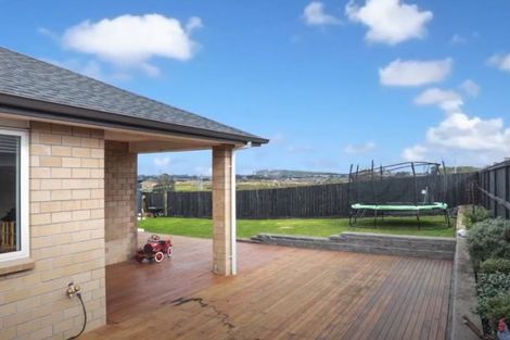 Photo of property in 95 Parkhaven Drive, Rosehill, Papakura, 2113