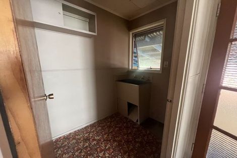 Photo of property in 11 Vimy Place, Mangere, Auckland, 2022