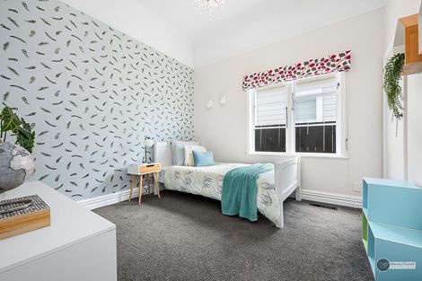 Photo of property in 4 Hautana Square, Woburn, Lower Hutt, 5010