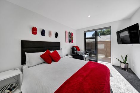 Photo of property in 57 Brooklands Road, Brooklands, New Plymouth, 4310