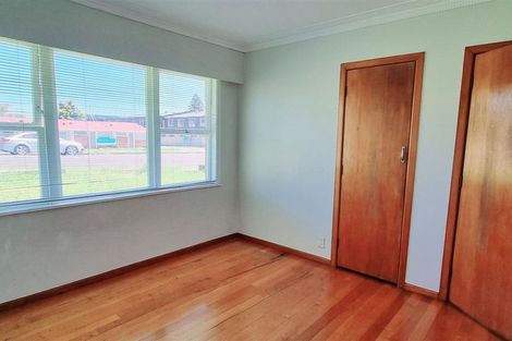 Photo of property in 1a Sutton Crescent, Papatoetoe, Auckland, 2025