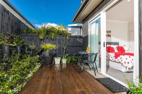 Photo of property in 7 Waiarohia Place, Hobsonville, Auckland, 0616