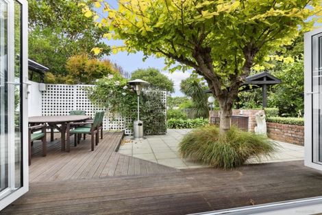 Photo of property in 19 Bidwill Street, Mount Cook, Wellington, 6021