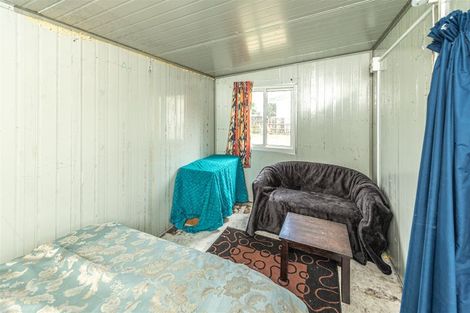 Photo of property in 21 Smith Street, Waverley, 4510