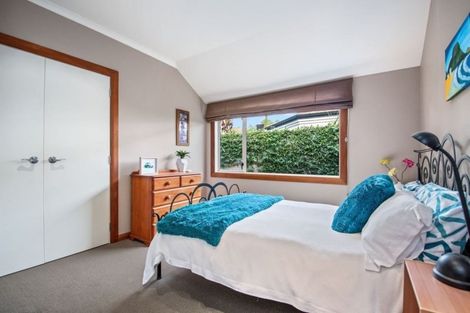 Photo of property in 1 Piha Close, Papamoa Beach, Papamoa, 3118