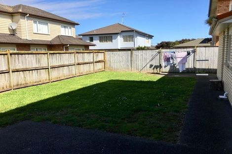Photo of property in 5 Moravale Lane, Flat Bush, Auckland, 2016
