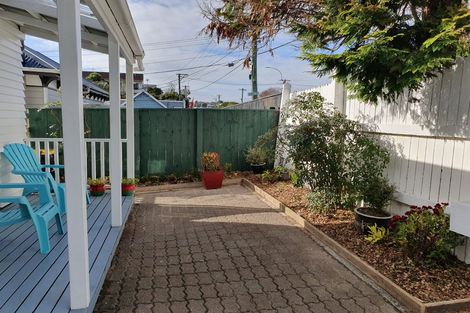 Photo of property in 298 Karori Road, Karori, Wellington, 6012