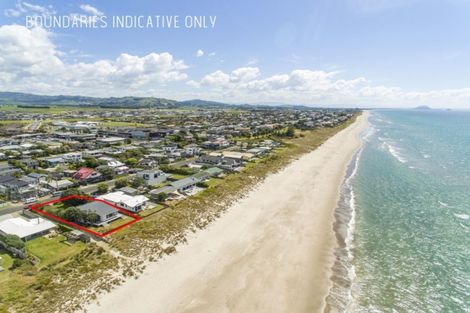 Photo of property in 37 Karewa Parade, Papamoa Beach, Papamoa, 3118