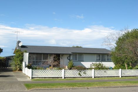 Photo of property in 23 Henley Crescent, Pirimai, Napier, 4112